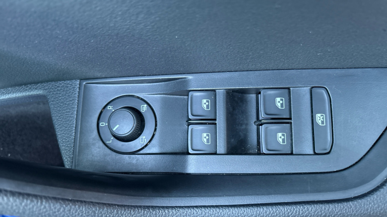 Skoda Superb 2.0 TDI CR SE L 5dr DSG Diesel Hatchback